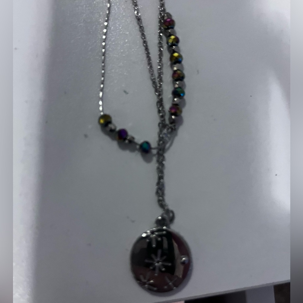Jewelry - Picture 2 of 3